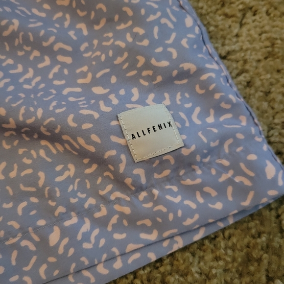 Allfenix Swim Trunks Size Small - Picture 4 of 7